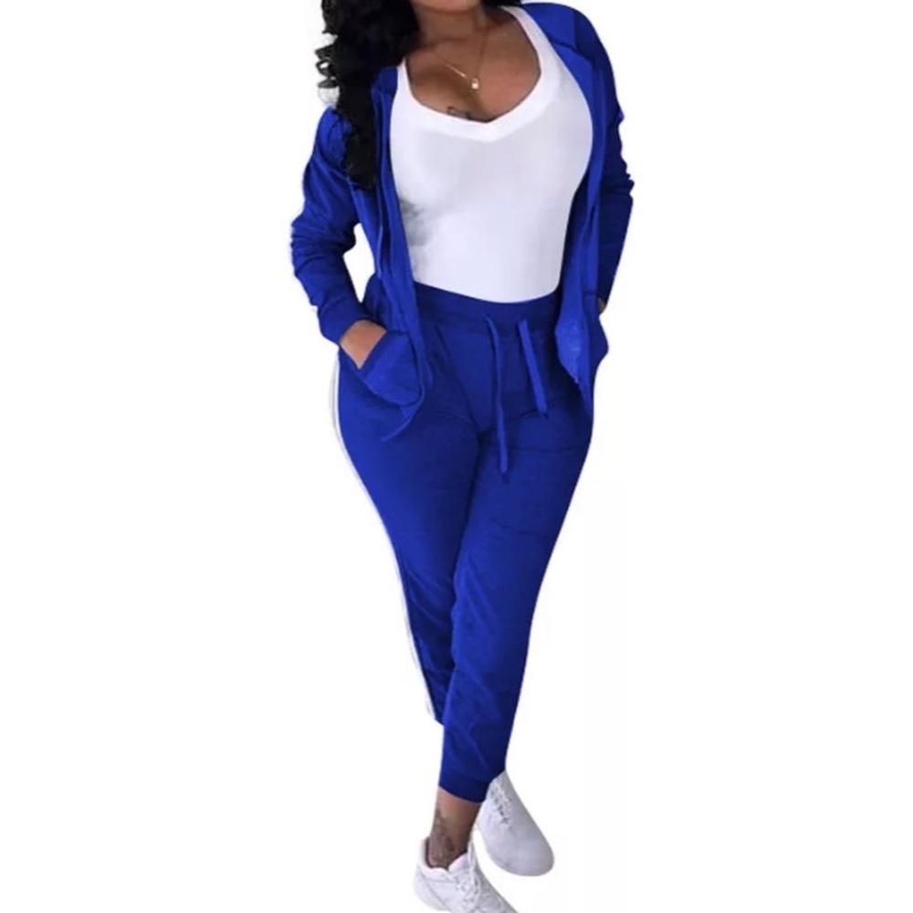 Joggers suit